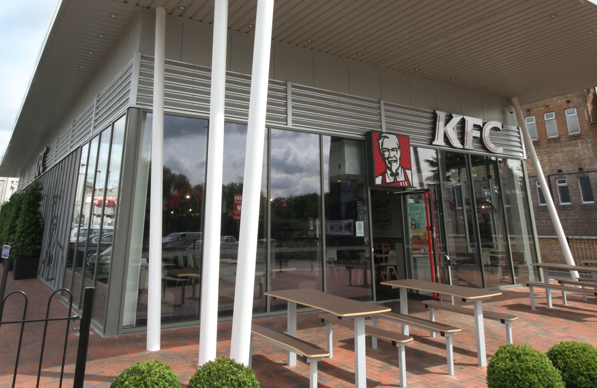 ADS-Alperton-KFC03