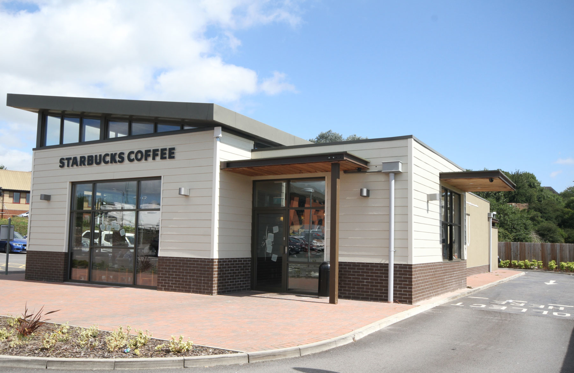 cleckheaton_starbucks_01